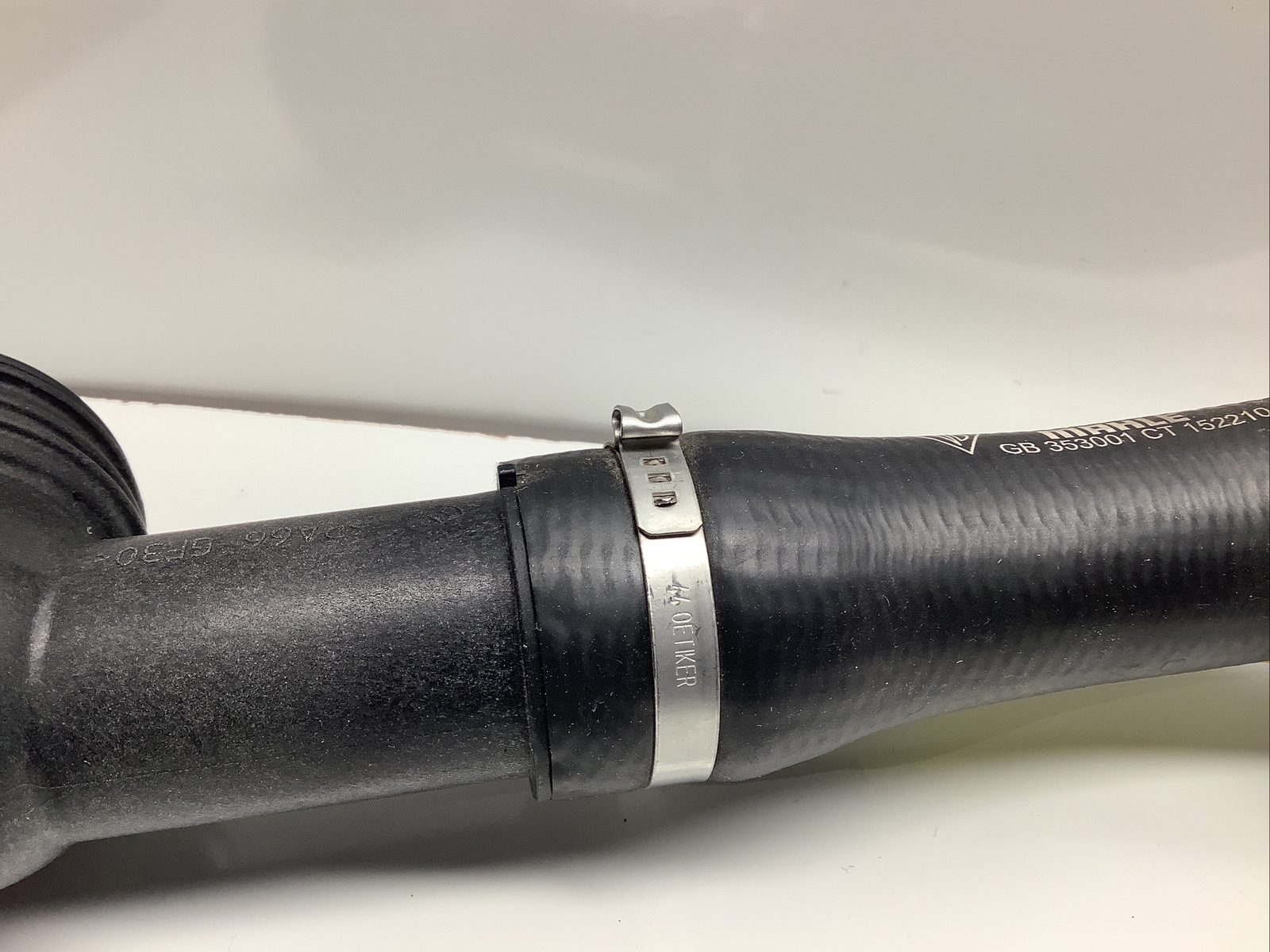 19-22 BENTLEY / 17-22 Panamera CONTINENTAL LEFT SIDE COOLANT HOSE OEM 971121438