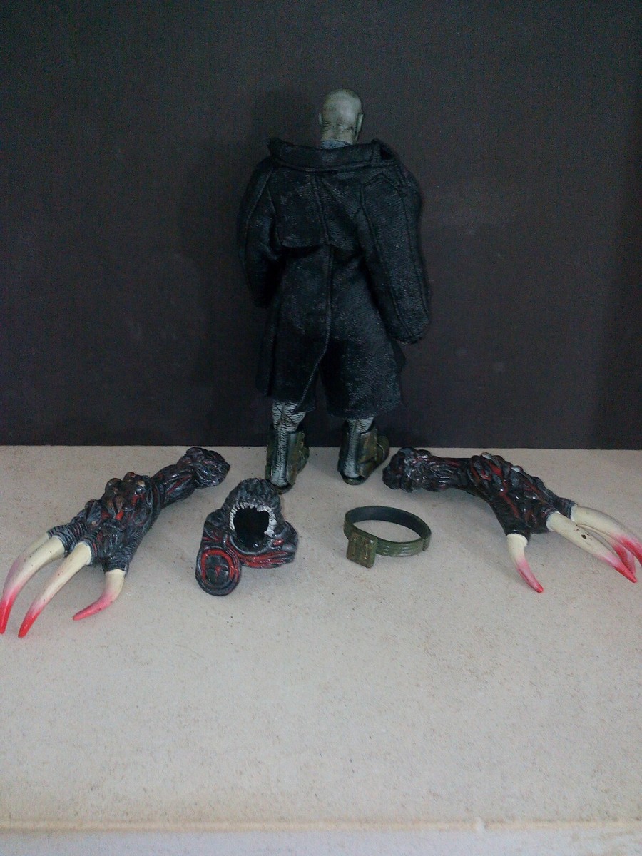 Mr X Tyrant Resident Evil 2 Toy Biz Capcom 1998 Figure | eBay Mr X Tyrant Resident Evil 2 Toy Biz Capcom 1998 Figure | eBay