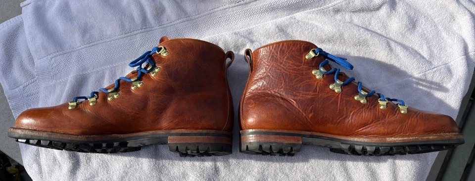 Viberg Hikers in Natural Dublin Leather - Viberg Size 10.5 - Image 3 of 4