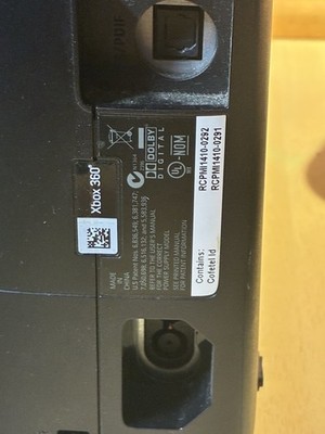 Microsoft Xbox 360 S 4GB Console Bundle OEM Controller Tested Working Model 1439