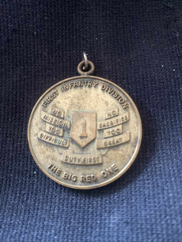 US Army 1st Infantry Division Fort Riley KS Big Red One Military Challenge Coin