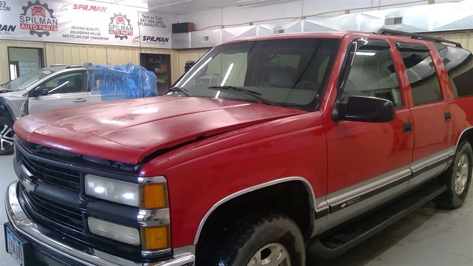 Depósito de lavado para camioneta Chevrolet 3500 96-02 1686161 Foto 2 de 4