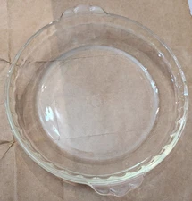 Pyrex #228 Bakeware 9-Inch Scalloped Glass Pie Plate Dish Vintage