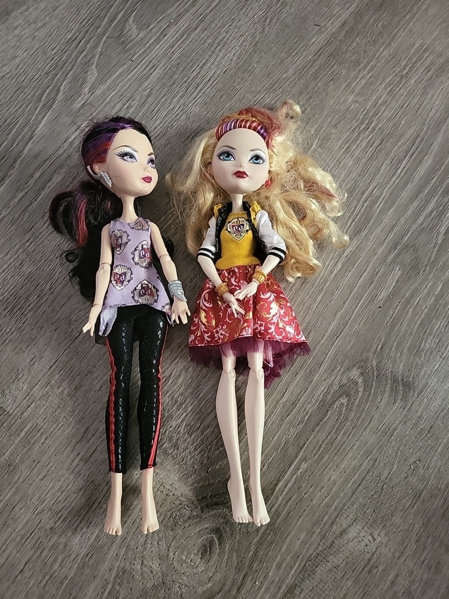 Ever After High Dolls School Spirit Apple White Raven Queen 2-Pack
