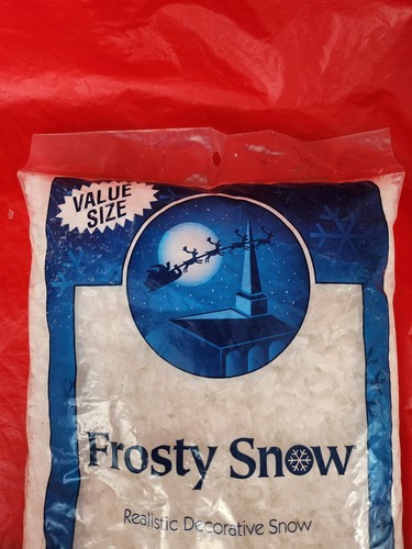 SEALED 4-1/2 QT ARTIFICIAL FAKE FROSTY SNOW FLAKES XMAS CHRISTMAS VILLAGE CRAFT - Picture 2 of 5
