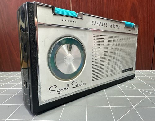 Channel Master Signal Seeker Model 6459 10 Transistor Radio By Sanyo Excellent - Picture 2 of 13