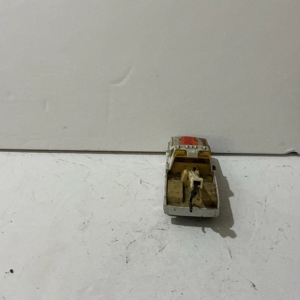 Vintage Matchbox - White GMC Wrecker Tow Truck - Frank's Getty 24HR Towing 1987 - Image 4 of 4