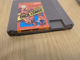 Nes - Donkey Kong Classics - Boxed With Manual