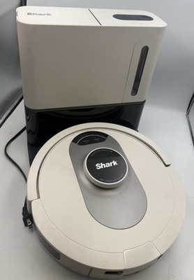 Shark AI Ultra Robot Vacuum AV2511AE Self Empty Matrix Clean Pet.