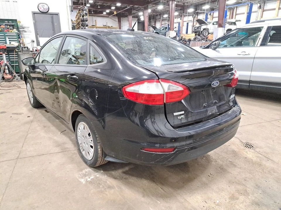 Eje lateral izquierdo del conductor/Cv eje C/V 2014 Fiesta Sku#4097140 Foto 3 de 4