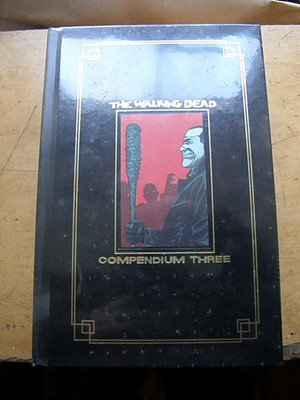 The Walking Dead Hardcover Compendium  3 - VERY RARE