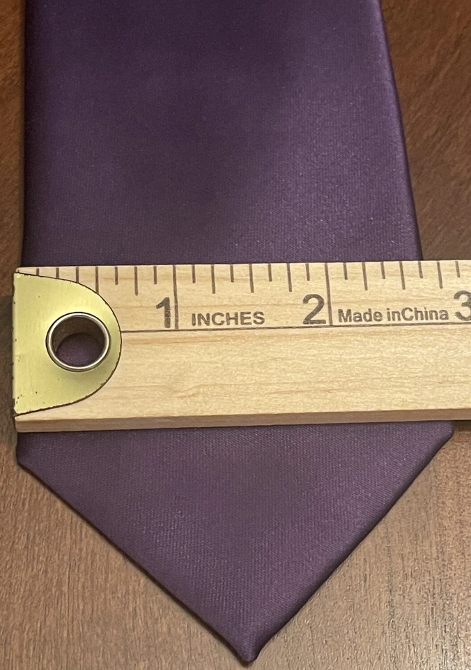 J. Ferrar Purple 100% Polyester Men’s Neck Tie Made In China - Image 4 of 4