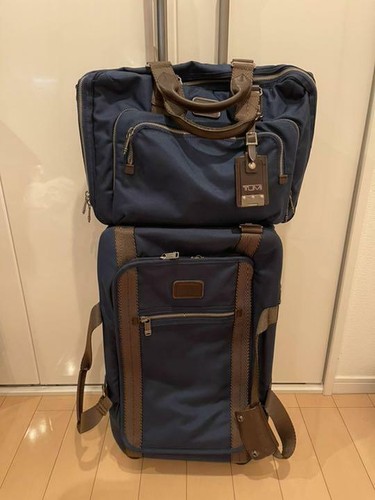 tumi mens luggage