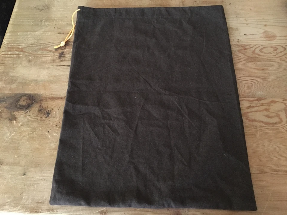 Usado - Bag Cover TOD'S Funda Bolsa - Brown color Marrón - 31 x 40 cm - Usado - Imagen 2 de 2