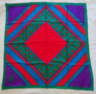Foulard Carré Vintage 1980 - Soie Ou Similaire, Motif Floral, Très Bon état