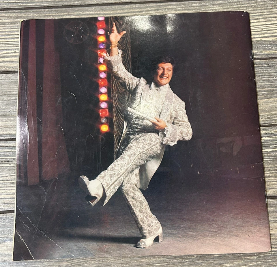 Programa de libro de cuentos The Liberace de colección  Foto 4 de 4