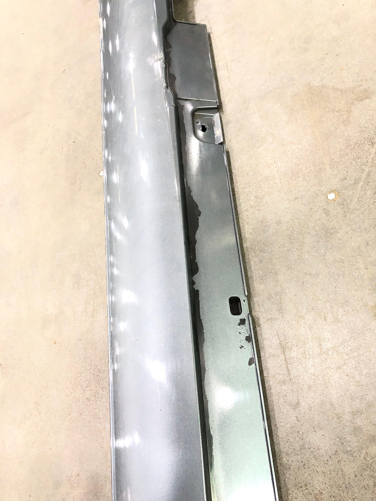 2017 - 2019 MERCEDES E300 OEM LEFT ROCKER PANEL TRIM *SOME WEAR  