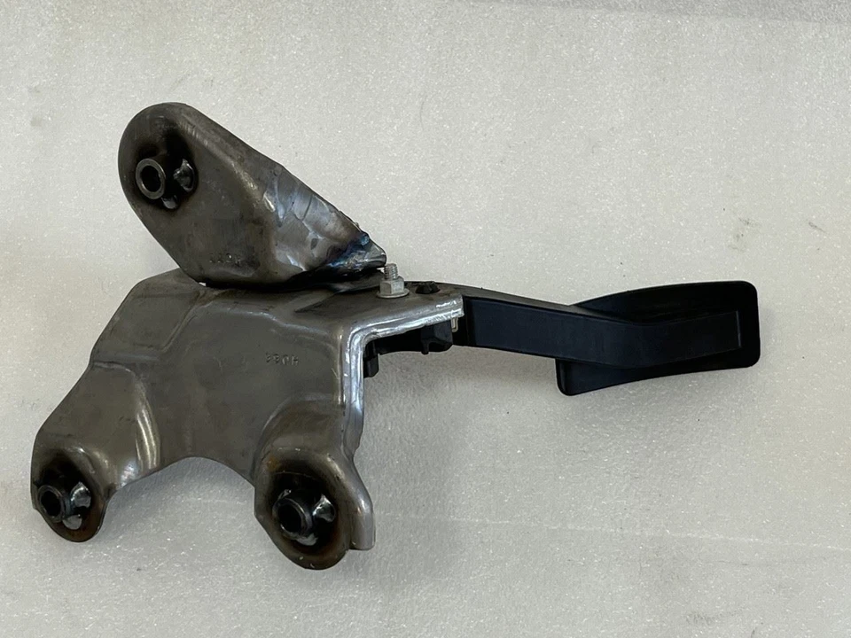 Pedal acelerador Nissan Pathfinder 2017 2018 2019 2020 180023JA3B - Imagem 2 de 4