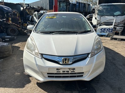 2011-2015 HONDA JAZZ FIT MK3 1.3 HYBRID CVT PARTS/ BREAKING  1 X NUT (REF:2000)