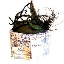 Tilly Ellen Millinary Beret Hat Fascinator Deep Green with Feathers New Hat Box