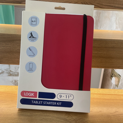 LOGIK L10USRD16 10" Tablet Starter Kit - Red,stylus pen and screen protector - Picture 1 of 1