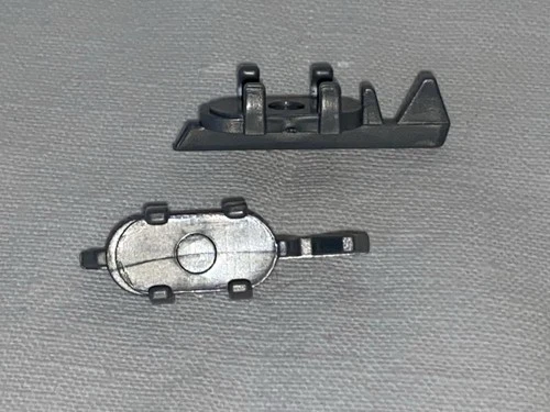 Playmobil ice skates vintage hockey player winter fun rink