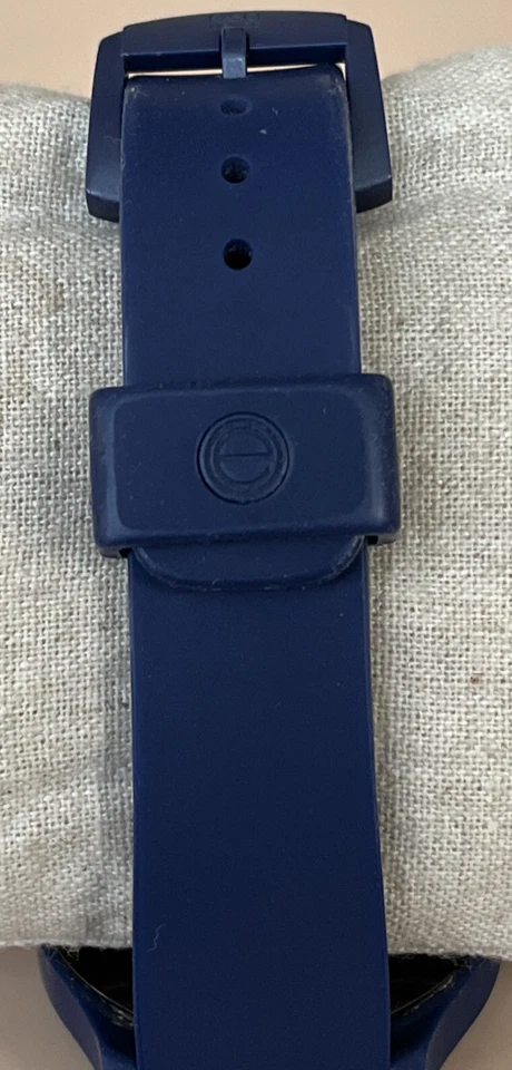 ESQ Movado ONE Reloj Mujer 36MM Acero Silicona Movimiento Suizo Cuarzo Batería Nueva Foto 4 de 4