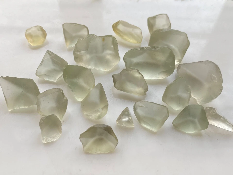 Facet Grade Clean Natural Green Amethyst Rough Gemstone 15 Grams 9 stones - Image 3 of 4