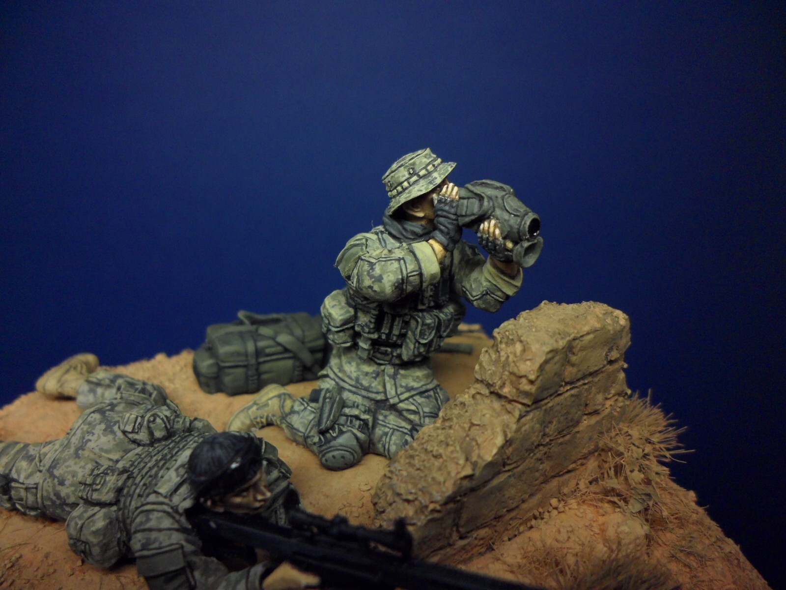 Picture 2 of 4