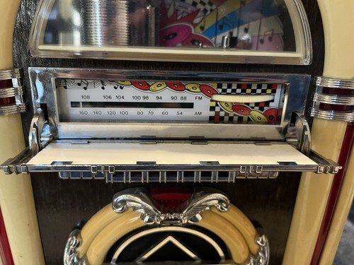 Crosley CR-11 Collectors Edition Lighted AM/FM Radio Cassette Tape Jukebox Works - Picture 7 of 7