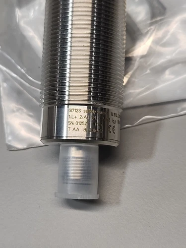 1Pcs New For IFM Proximity Switch sensor GI712S - Picture 3 of 3