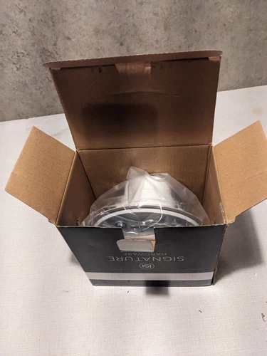 Signature Hardware 446697 SH608ORB Menlo Square Shower Drain Oil Rubbed Bronze - Picture 2 of 5