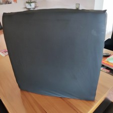 KUBIVENT Thera-Cubus, Anti-Dekubitus-Sitzkissen , 50x50x10 cm, schwarz, 