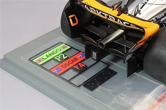 Spark McLaren MCL60 #4 2nd British GP 2023 Lando Norris w/Pit Board 1:18 - Image 3 of 4