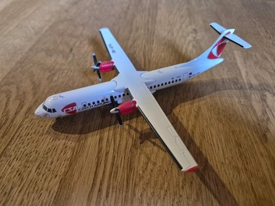 Herpa 1:200 Modell 552332 CSA Czech Airlines ATR 72-200 OK-XFA Limited Edition
