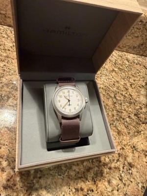 Hamilton Khaki Field Quartz 38 MM White Dial Watch H69401910 Excellent