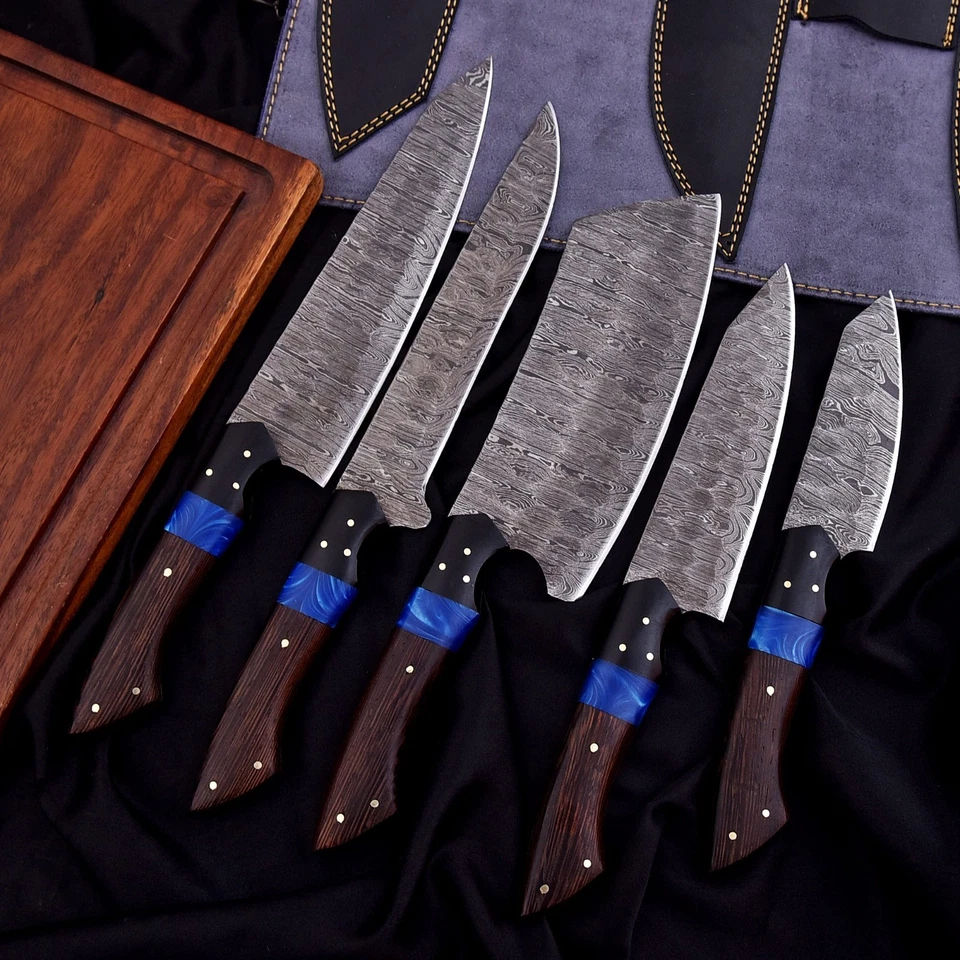 CONJUNTO CHEF PERSONALIZADO FEITO À MÃO MARTELADO DAMASCO 5 PEÇAS COM BOLSA DE COURO - Imagem 3 de 4