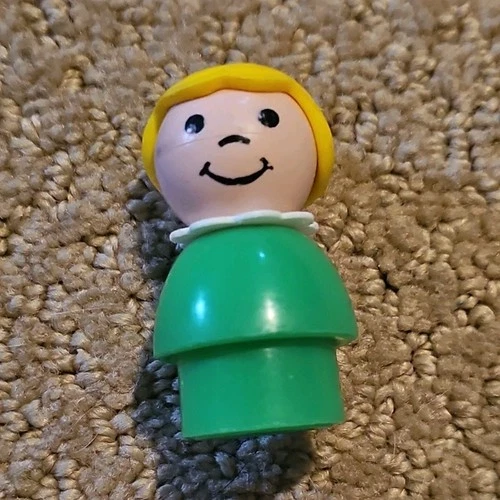 Fisher-Price Little People Girl Green Outfit Yellow Hair Vintage 1963-1996