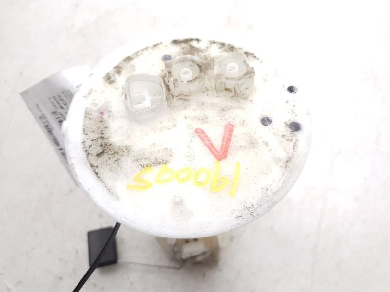 05-15 MONTAJE BOMBA COMBUSTIBLE TOYOTA TACOMA 4.0L 6CYL Foto 2 de 4