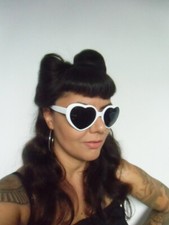 Original Original Pinup Retro Heart Hearts White Heart Sunglasses