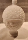 White Milk Glass Egg Shaped Candy Dish With Lid BEAUTIFUL Vintage Avon