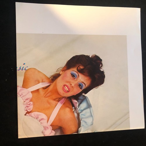 ROXY MUSIC SELF TITLED FOLDED POSTER CAME WITH REISSUE LP 24" x 36" - Picture 2 of 2