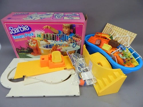 NMIB Vintage 1980 BARBIE DREAM POOL Playset 1481 Complete in Box