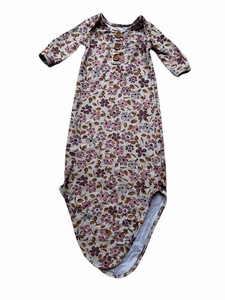Caden Lane “Mauvelous Meadow” Long Sleeve Knotted Sleep Gown, NB (7-14 lbs )