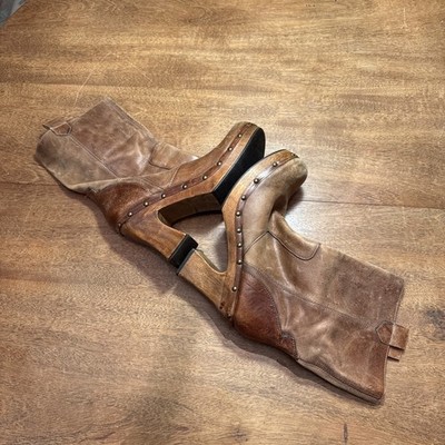 VTG Y2K MIA Brown Leather Chunky Wooden Platform Stud Block Heel