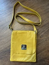 I MEDICI Mustard Yellow Leather Flap VERA PELLE Crossbody