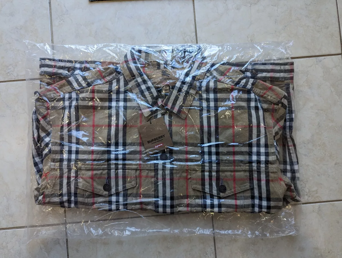 Supreme Burberry Denim Trucker Jacket Beige in XL | eBay