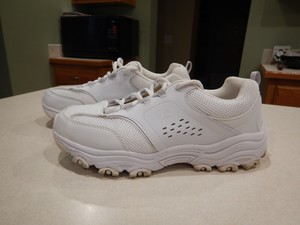 champion white tennis shoes