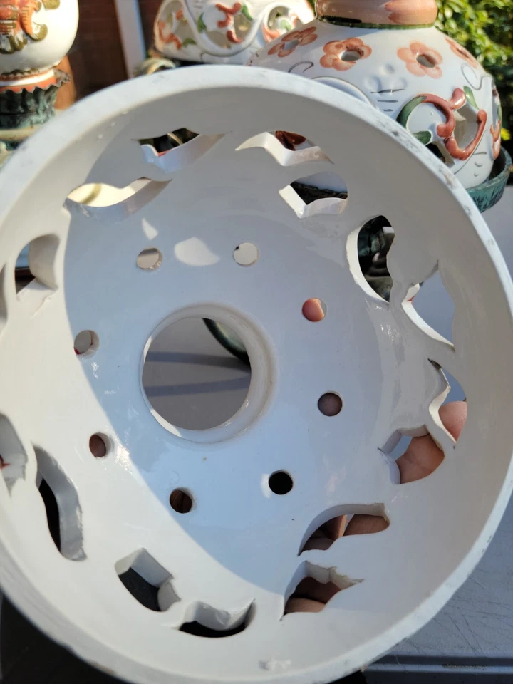 1960's Capodimonte Italian Chandelier 5 Arm Handpainted Pierced Porcelain Shades - Image 4 of 4