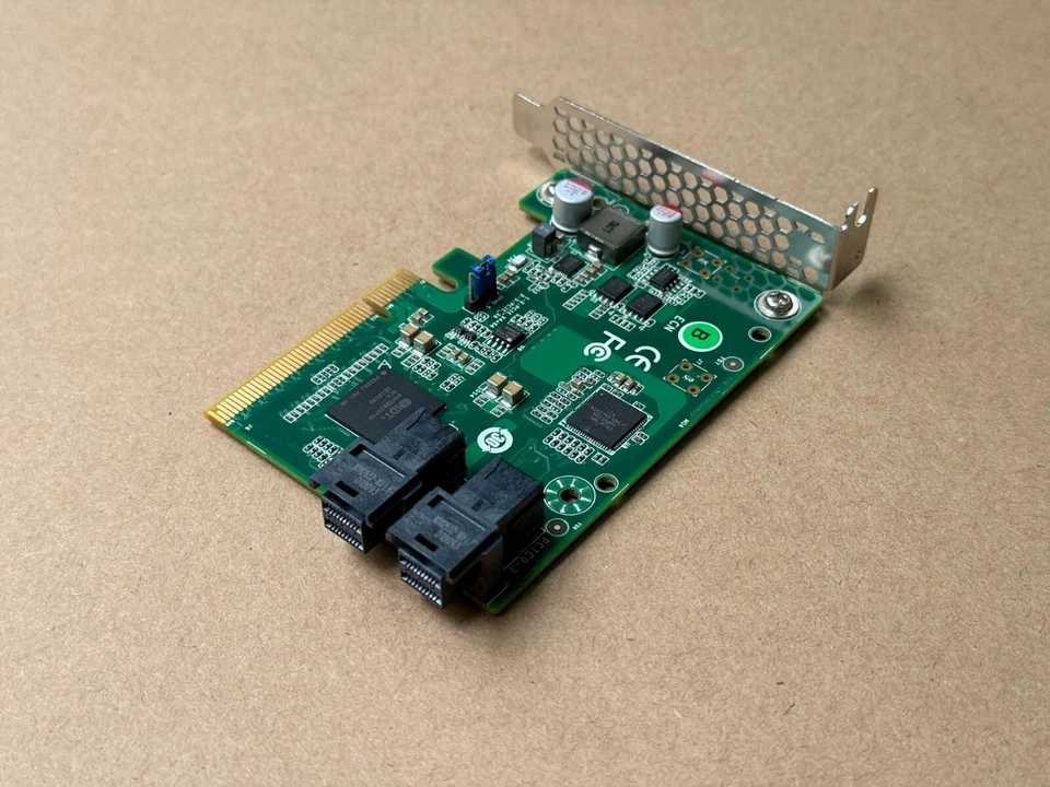 TYAN M2092 U.2 Card NVME PCIe Expansion Card Solid State Drive Adapter 8643 Port - Image 3 of 3